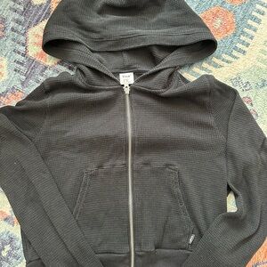TNA waffle cropped zip up (black)